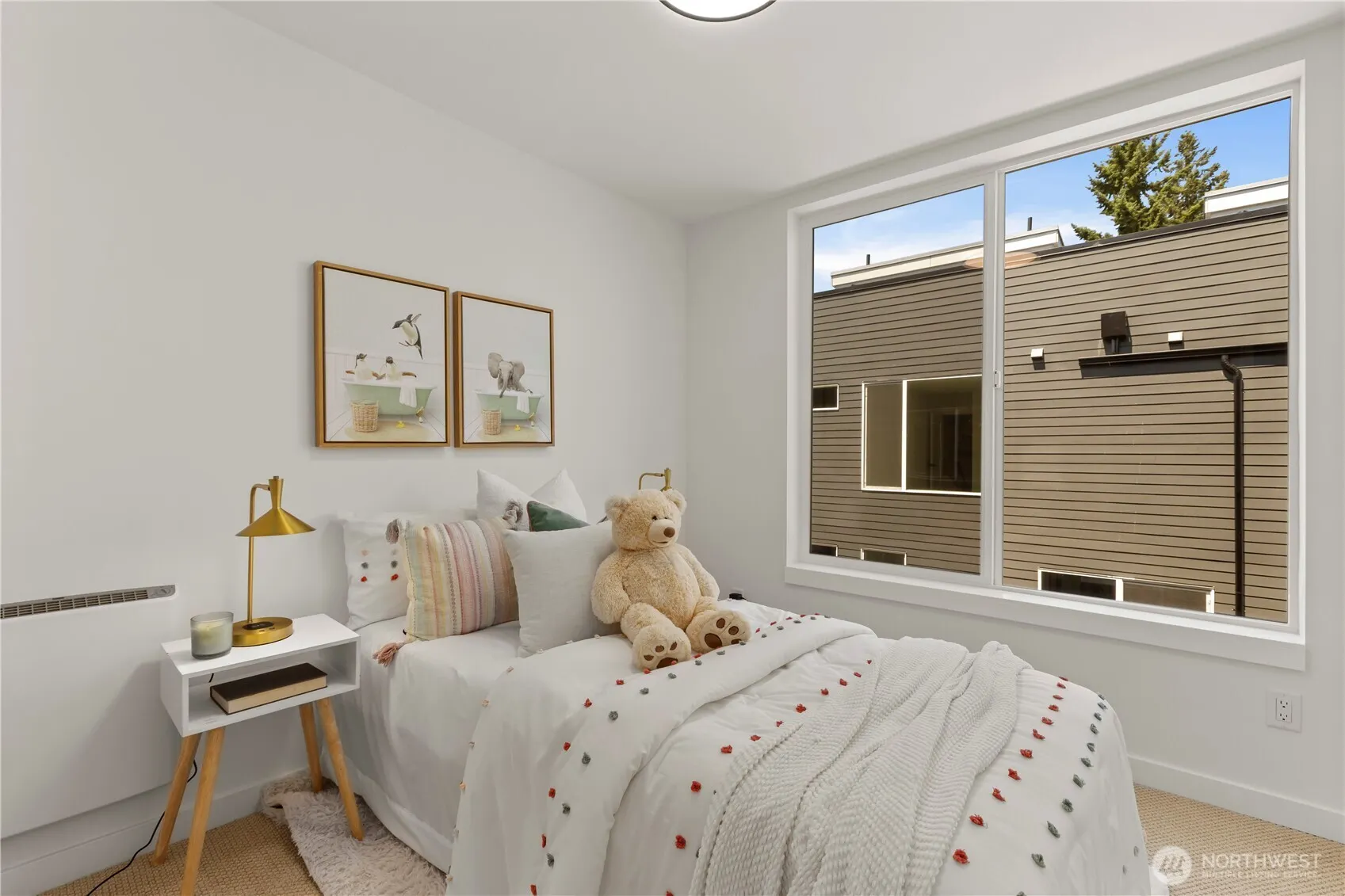 1913 B N 120th Street , Seattle, WA 98133