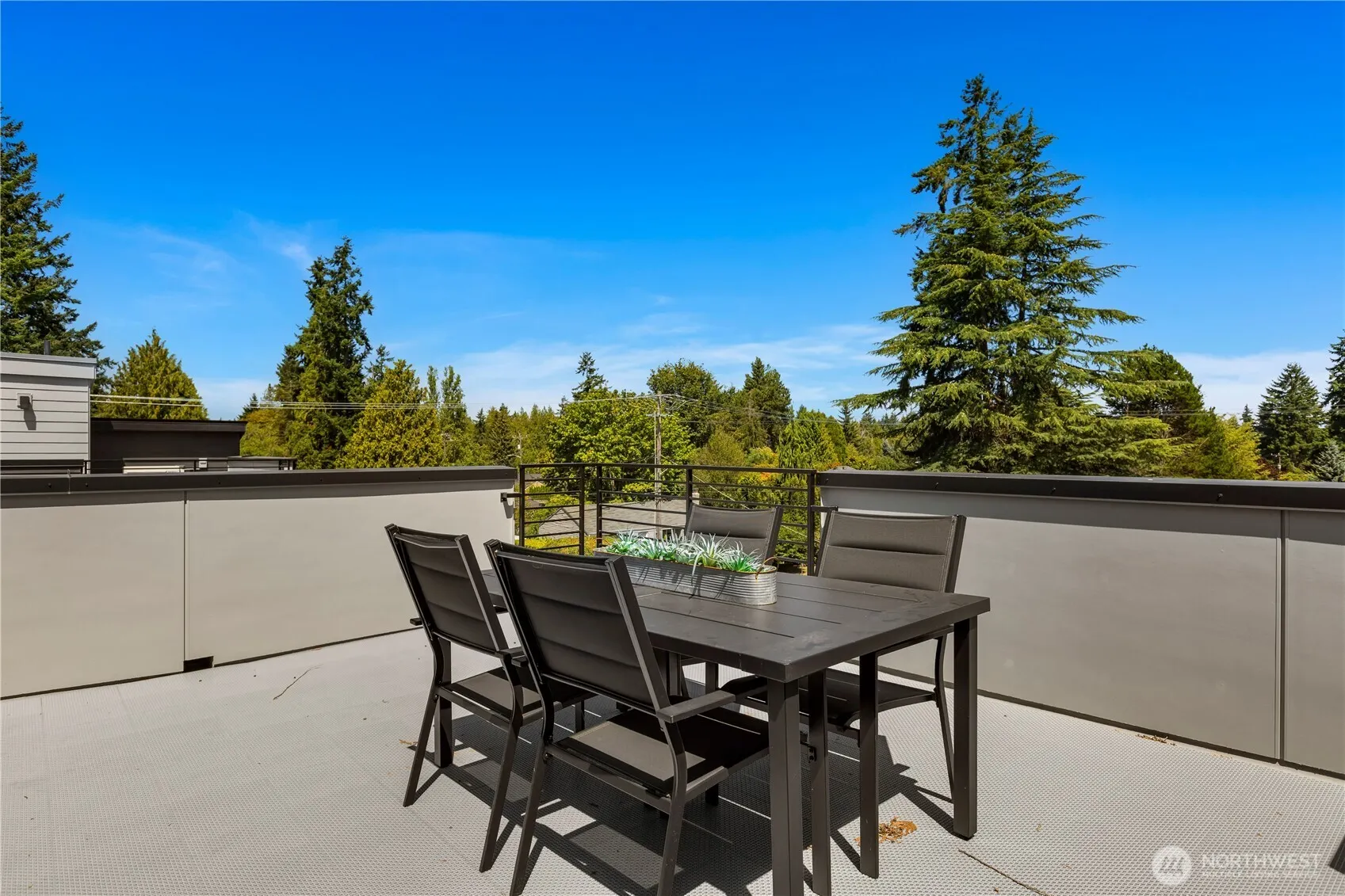 1913 B N 120th Street , Seattle, WA 98133