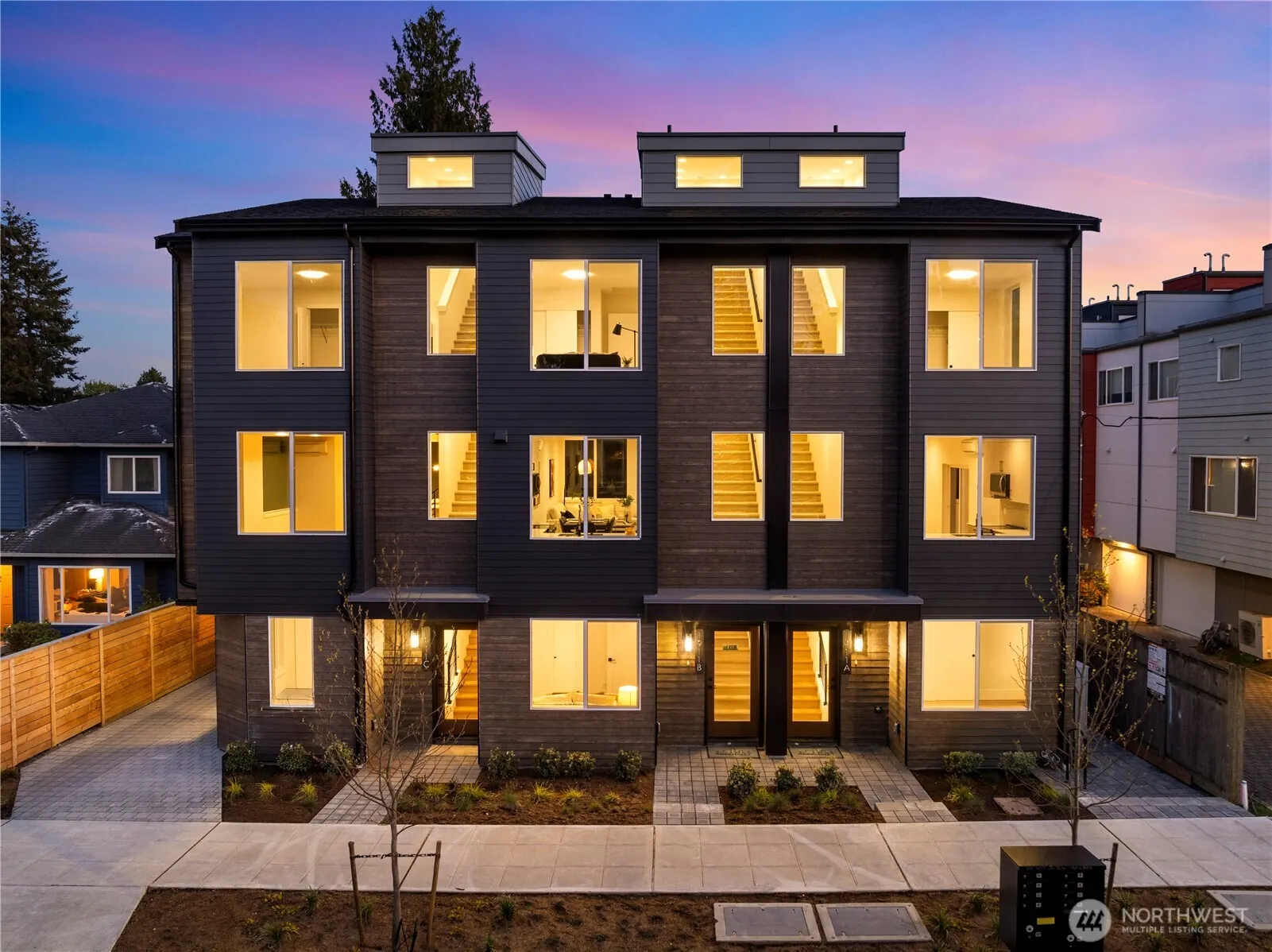 1913 B N 120th Street , Seattle, WA 98133