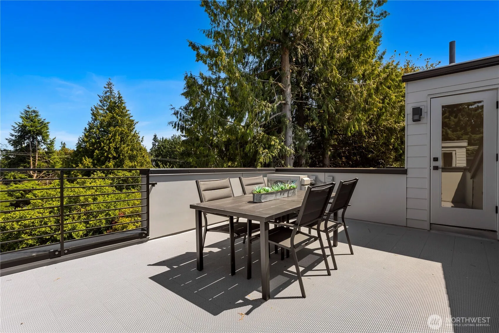 1913 B N 120th Street , Seattle, WA 98133