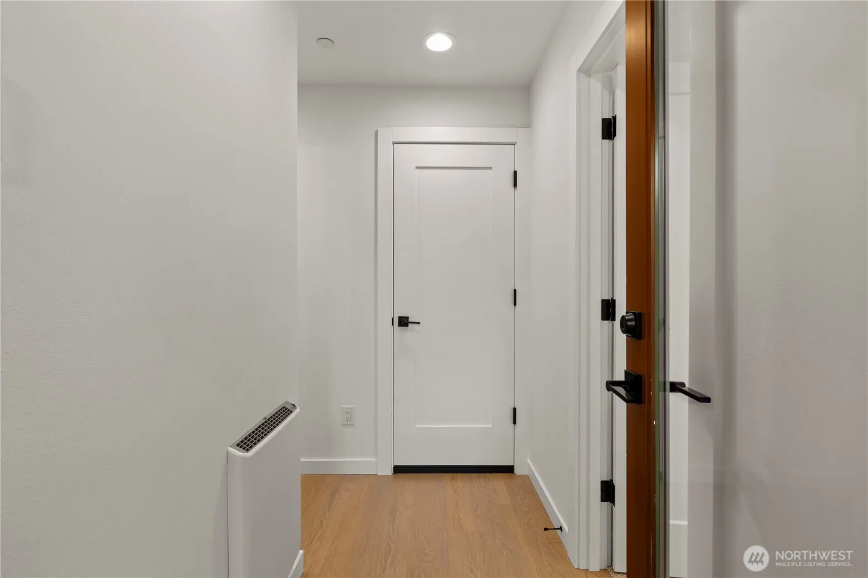 1913 B N 120th Street , Seattle, WA 98133