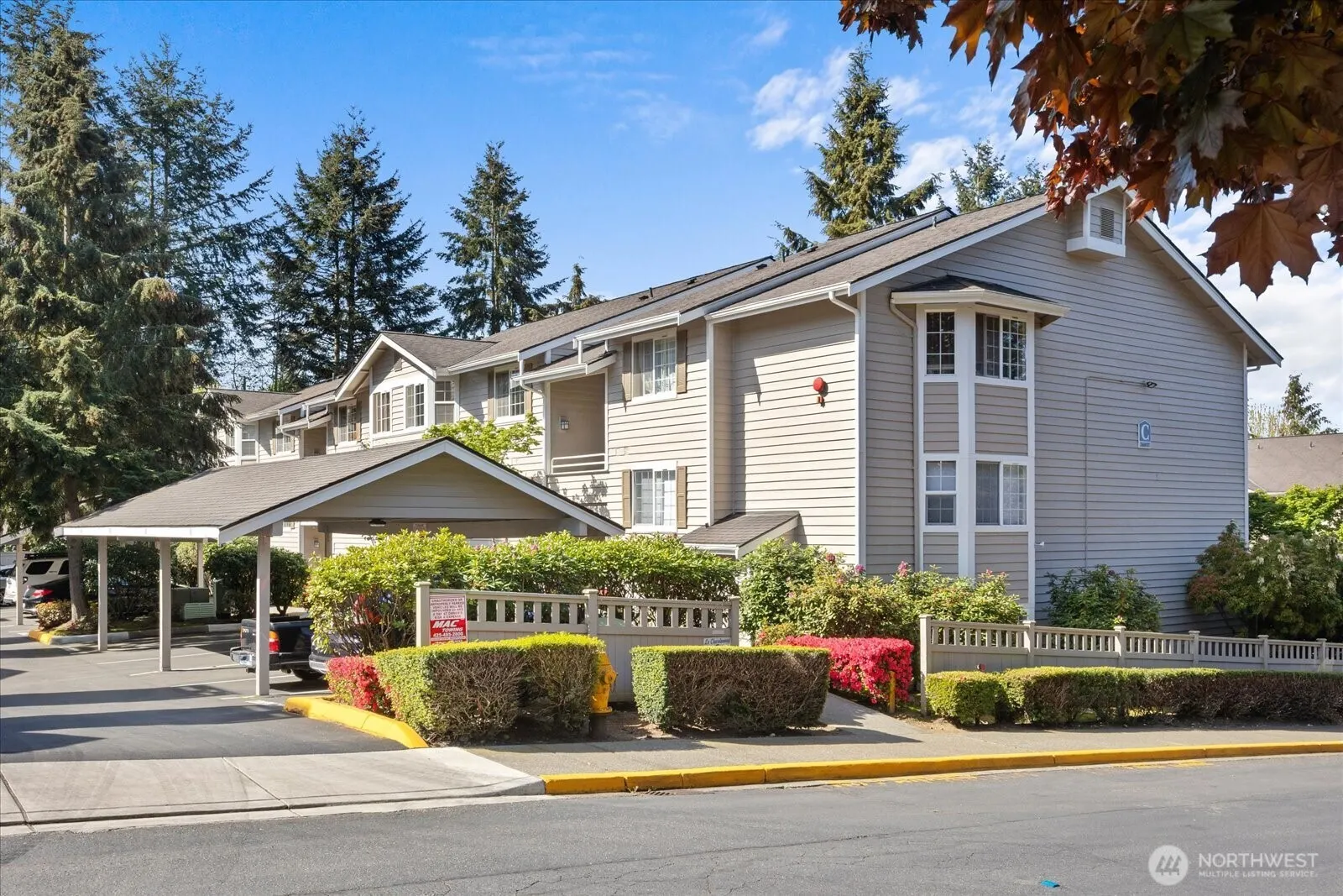 14007 NE 181st Street #C304, Woodinville, WA 98072