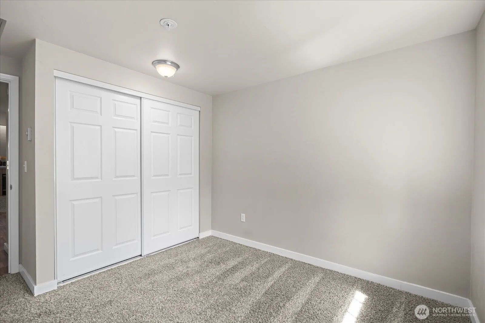 14007 NE 181st Street #C304, Woodinville, WA 98072