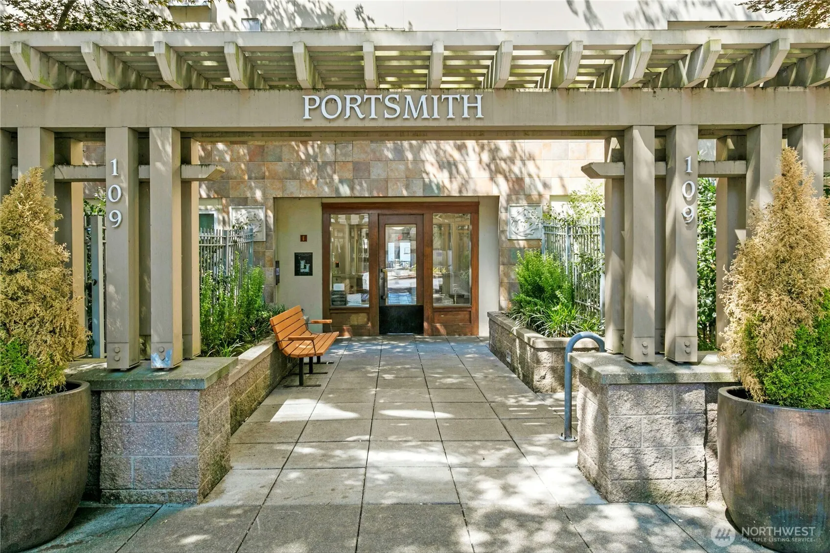 109 2nd Street S #423, Kirkland, WA 98033