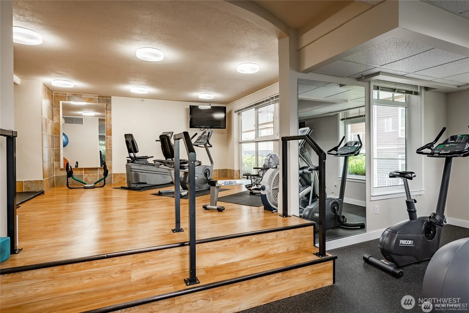 109 2nd Street S #423, Kirkland, WA 98033