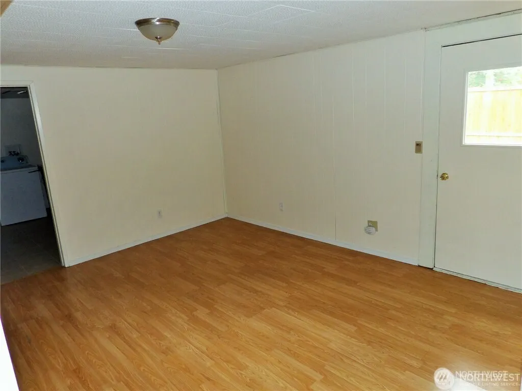 1719 147th Place SE, Bellevue, WA 98007