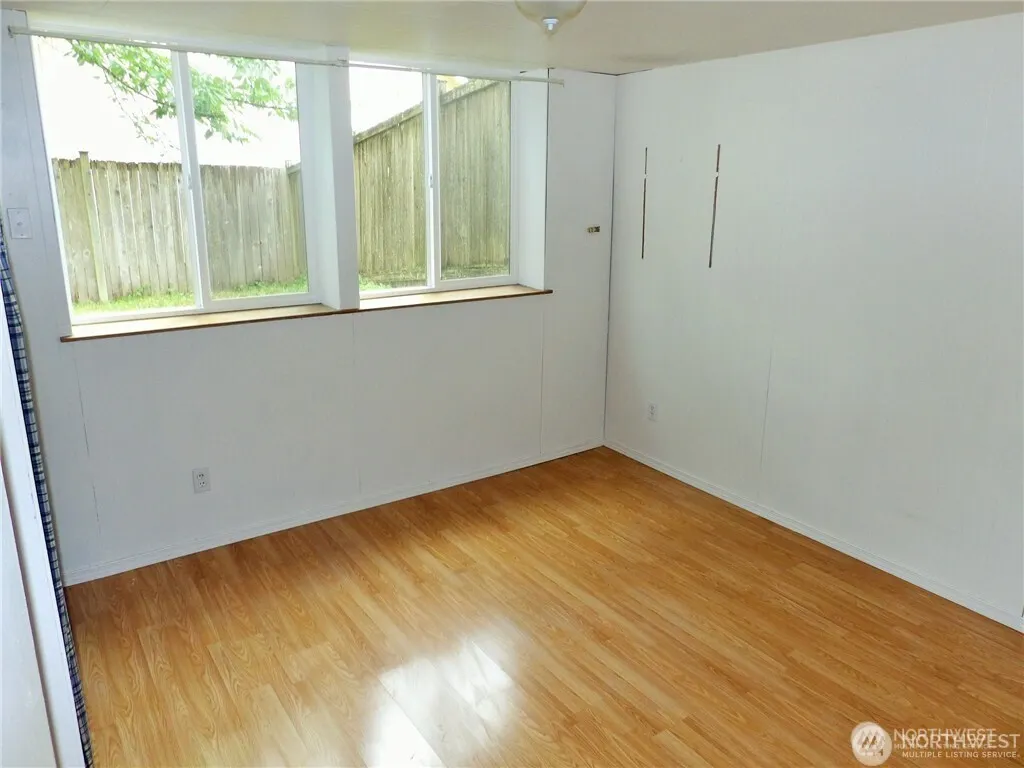 1719 147th Place SE, Bellevue, WA 98007