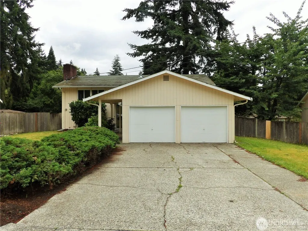 1719 147th Place SE, Bellevue, WA 98007