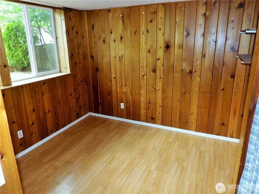 1719 147th Place SE, Bellevue, WA 98007