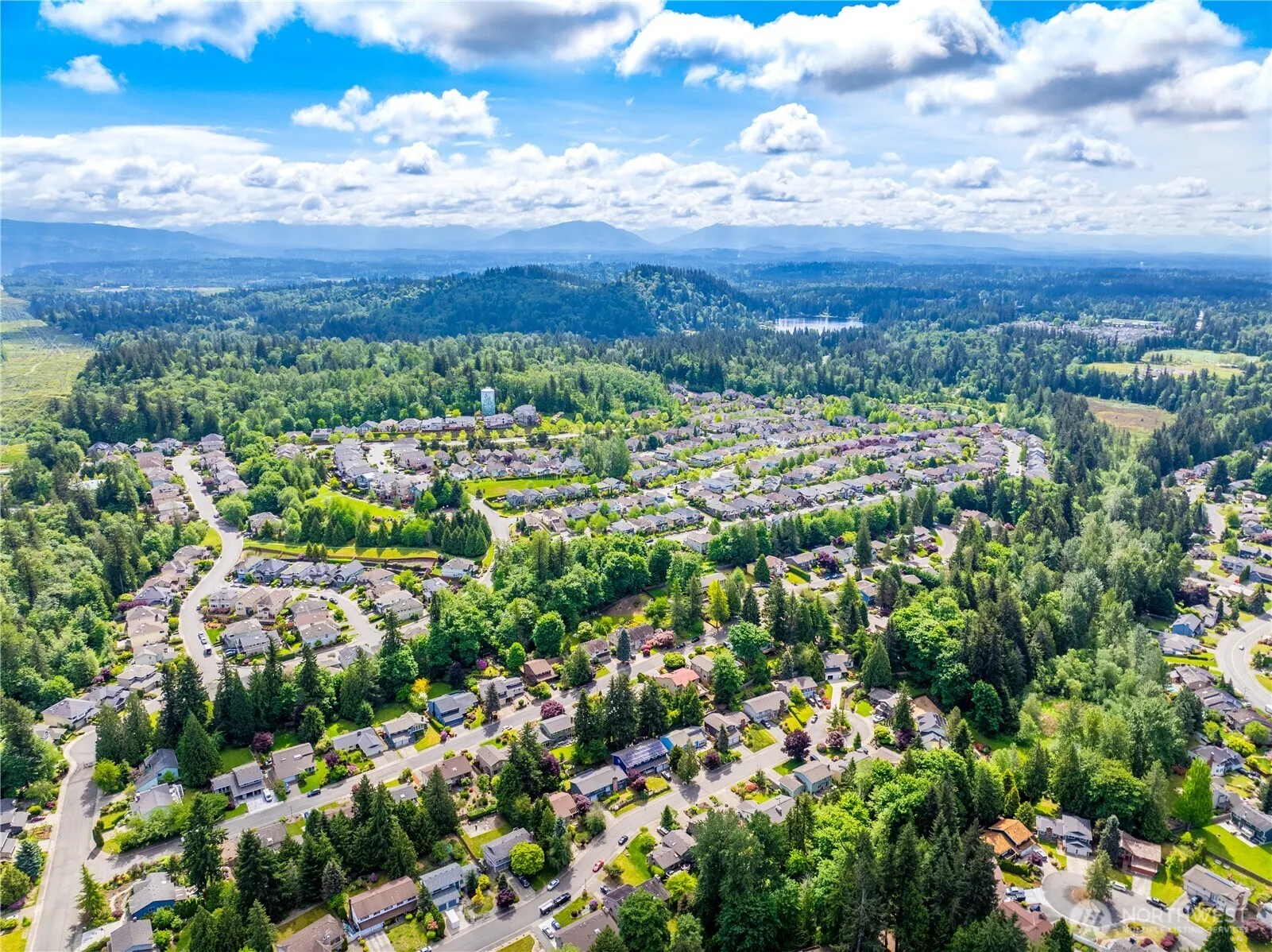 17021 Parkside Way SE, Renton, WA 98058