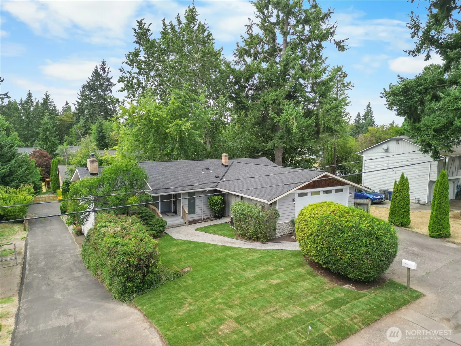 13427 90th Avenue NE, Kirkland, WA 98034