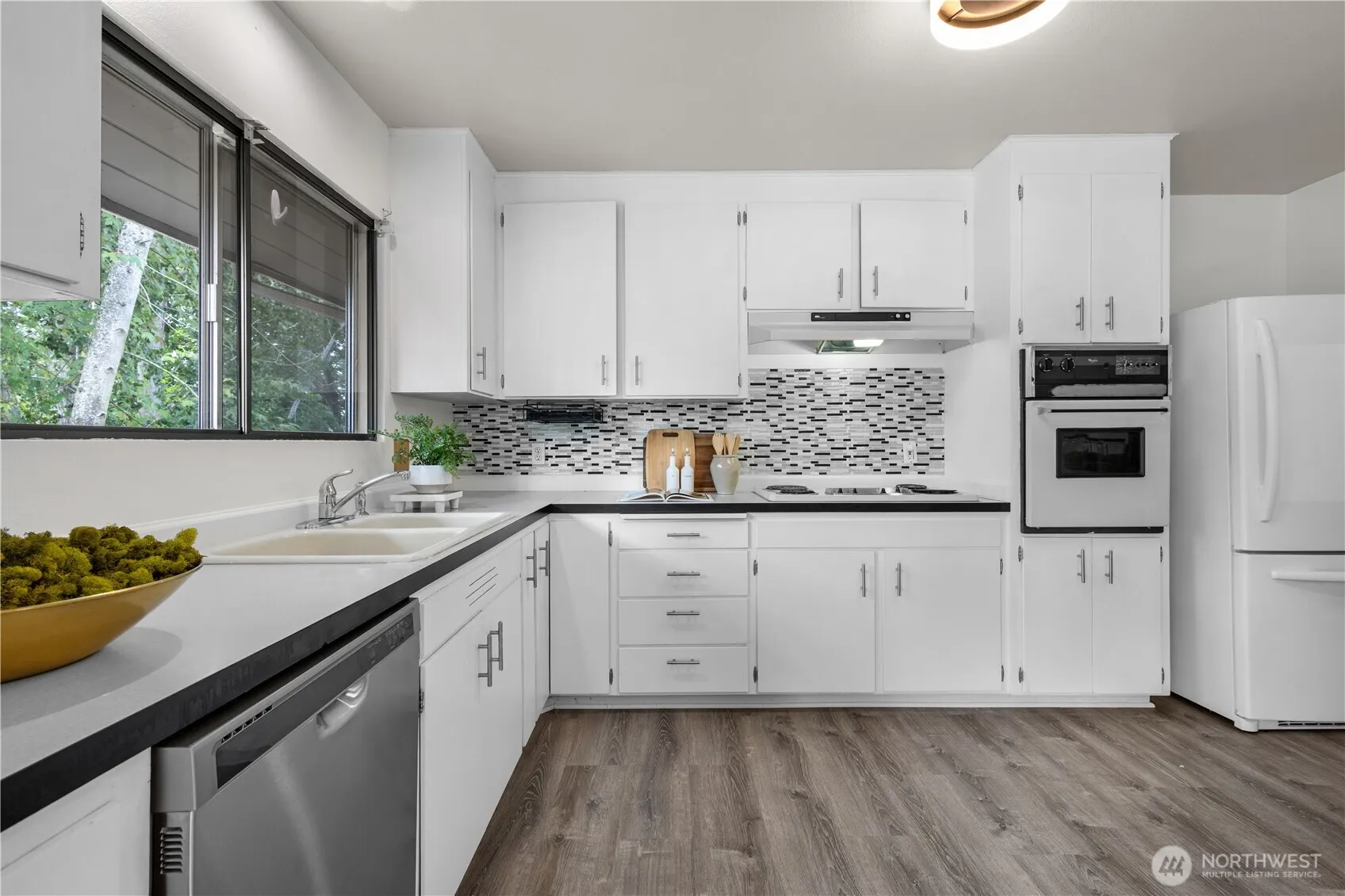 13427 90th Avenue NE, Kirkland, WA 98034
