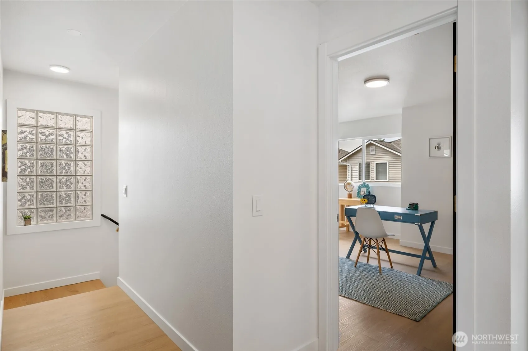 19718 76th Avenue W #C, Lynnwood, WA 98036