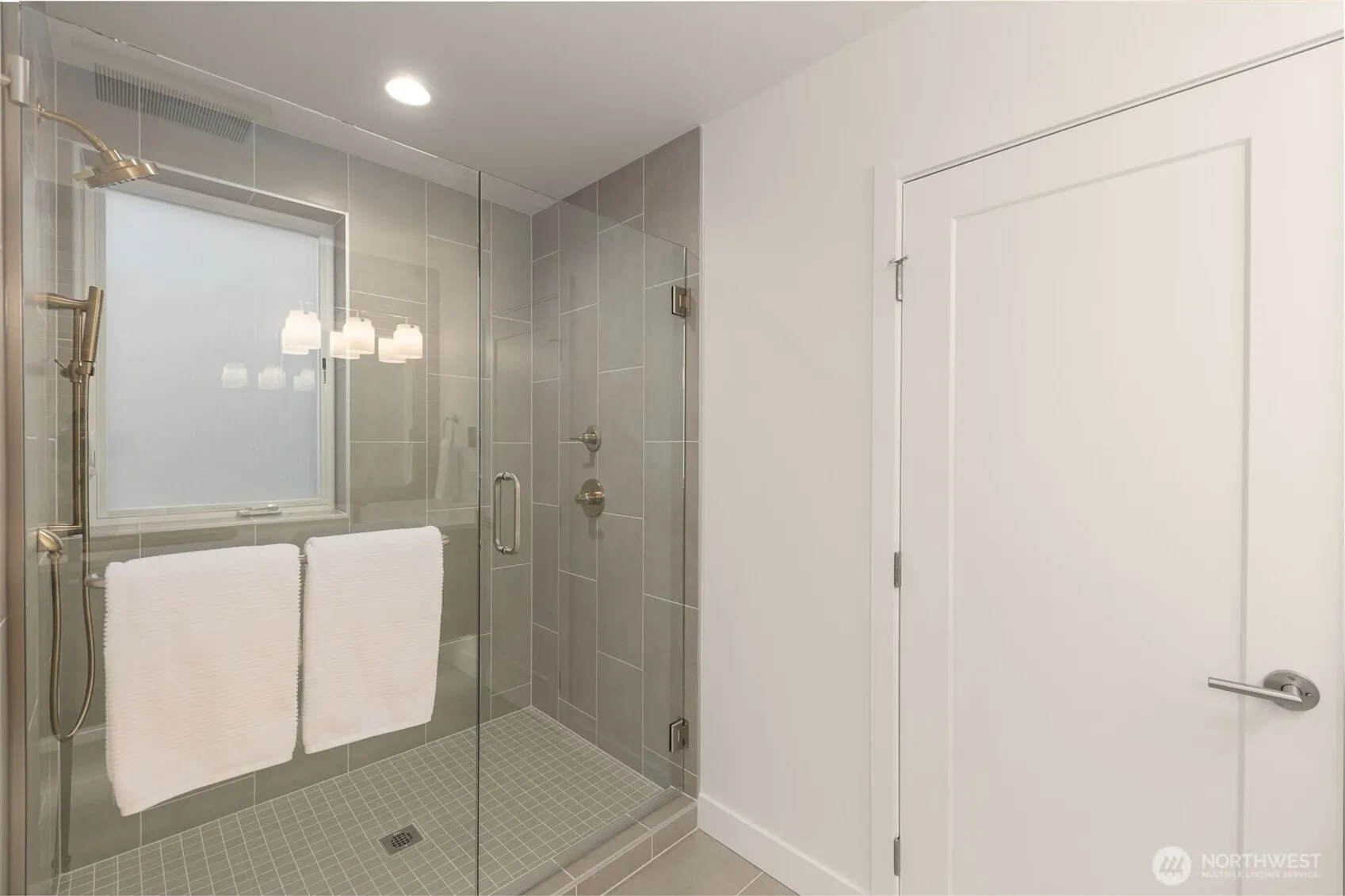 4300 NE 52nd Street , Seattle, WA 98105
