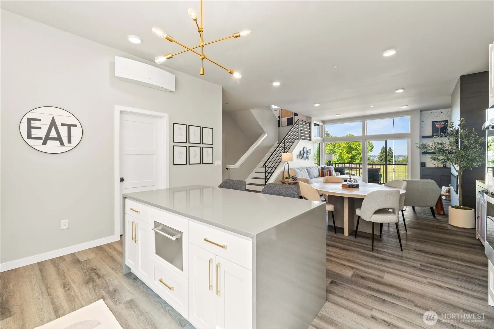 1208 Harrington Avenue NE, Renton, WA 98056