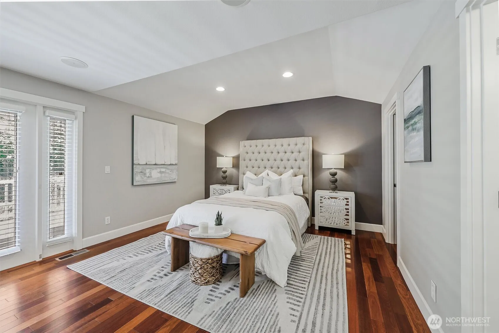 1136 205th Avenue NE, Sammamish, WA 98074