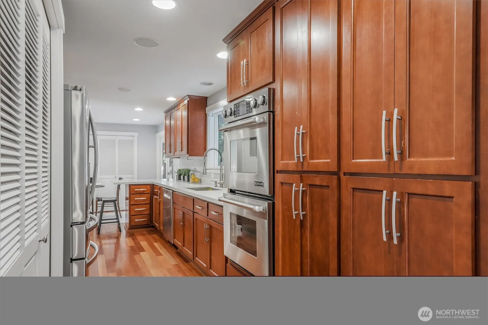 1136 205th Avenue NE, Sammamish, WA 98074