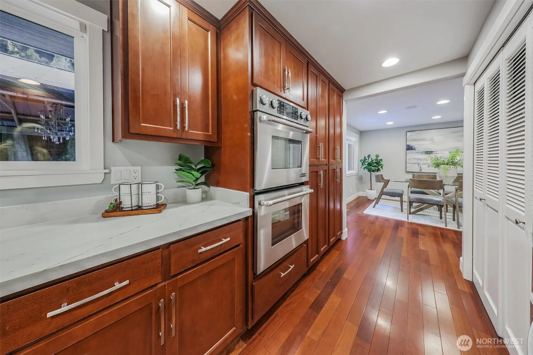 1136 205th Avenue NE, Sammamish, WA 98074