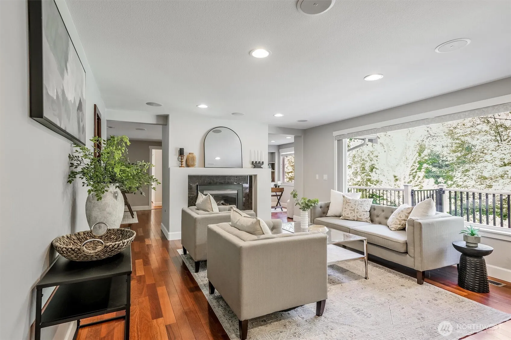 1136 205th Avenue NE, Sammamish, WA 98074