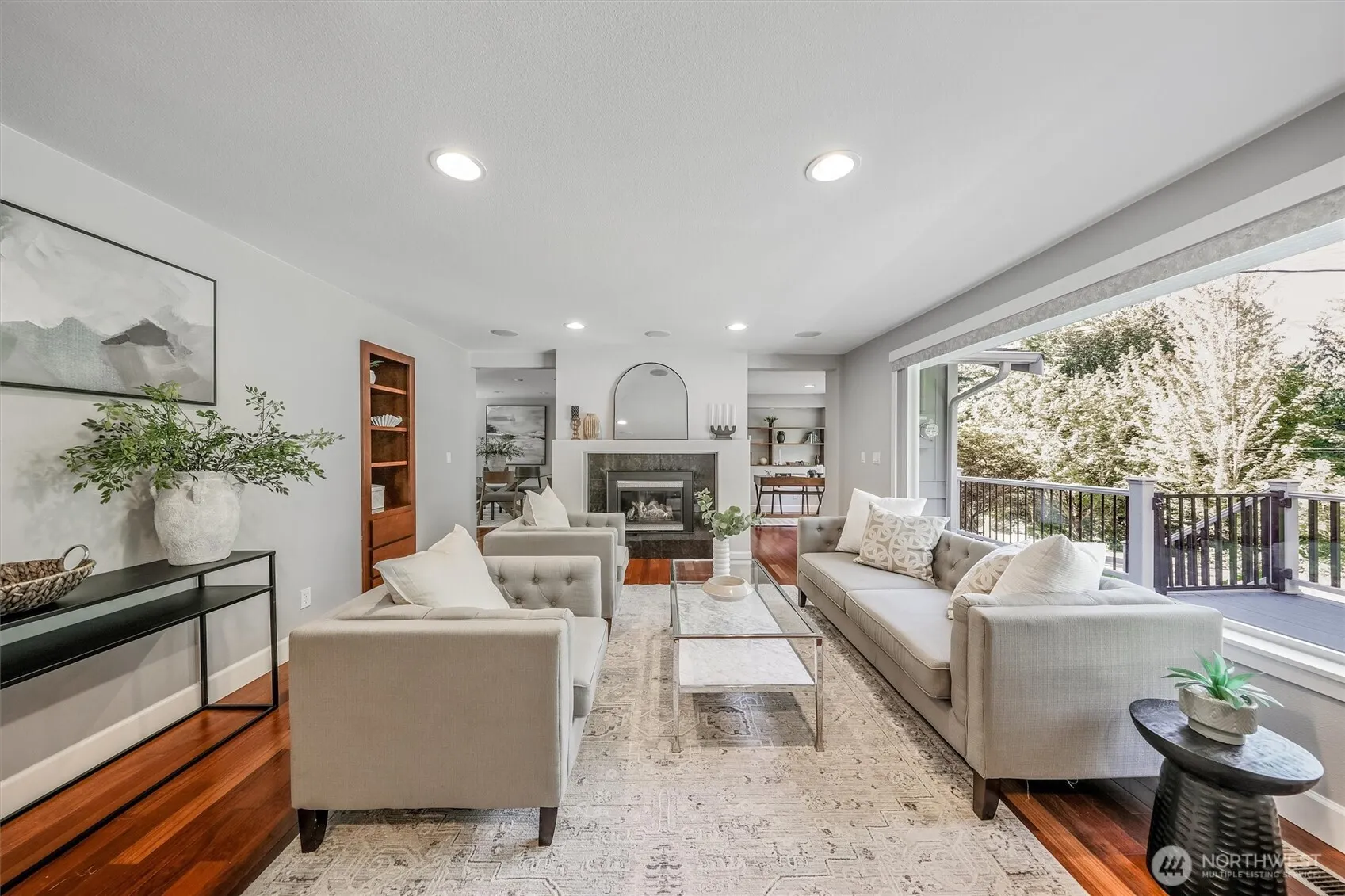 1136 205th Avenue NE, Sammamish, WA 98074