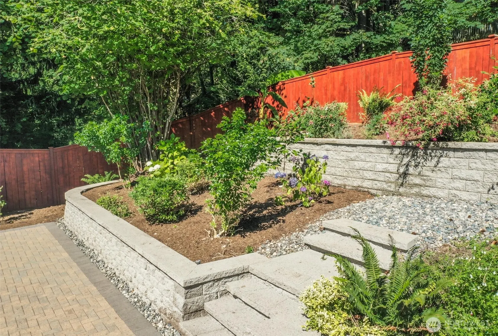 1136 205th Avenue NE, Sammamish, WA 98074