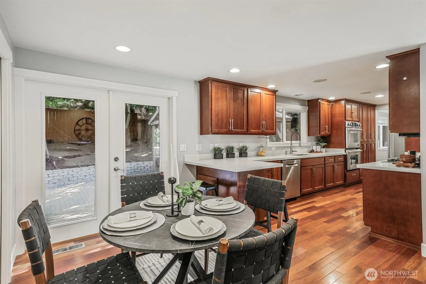 1136 205th Avenue NE, Sammamish, WA 98074