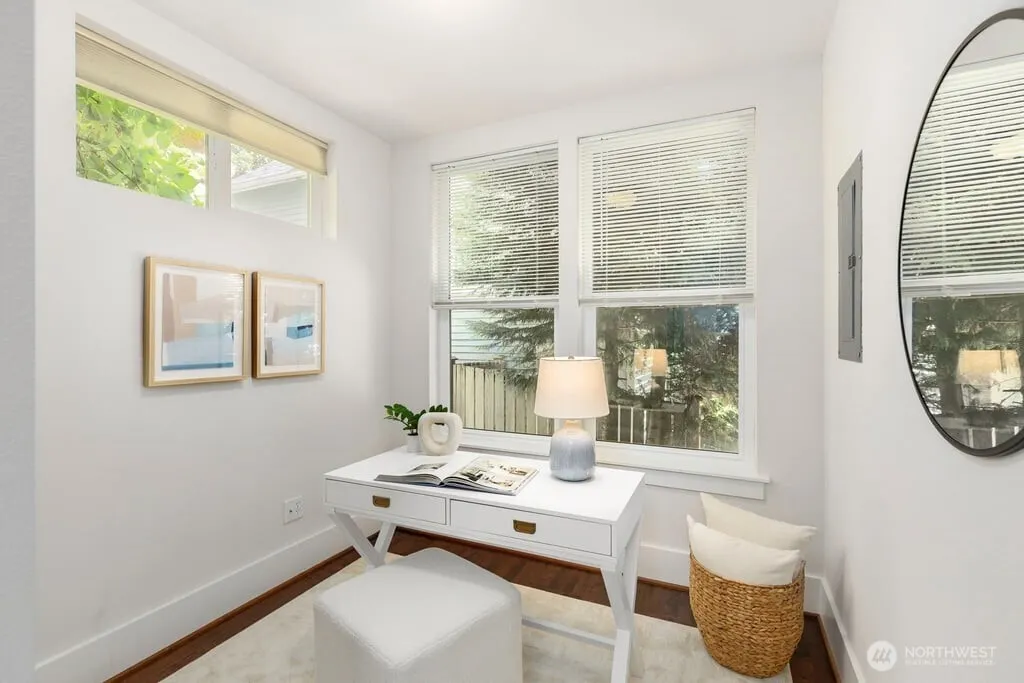 5257 23rd Avenue SW, Seattle, WA 98106