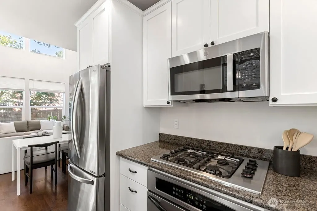 5257 23rd Avenue SW, Seattle, WA 98106