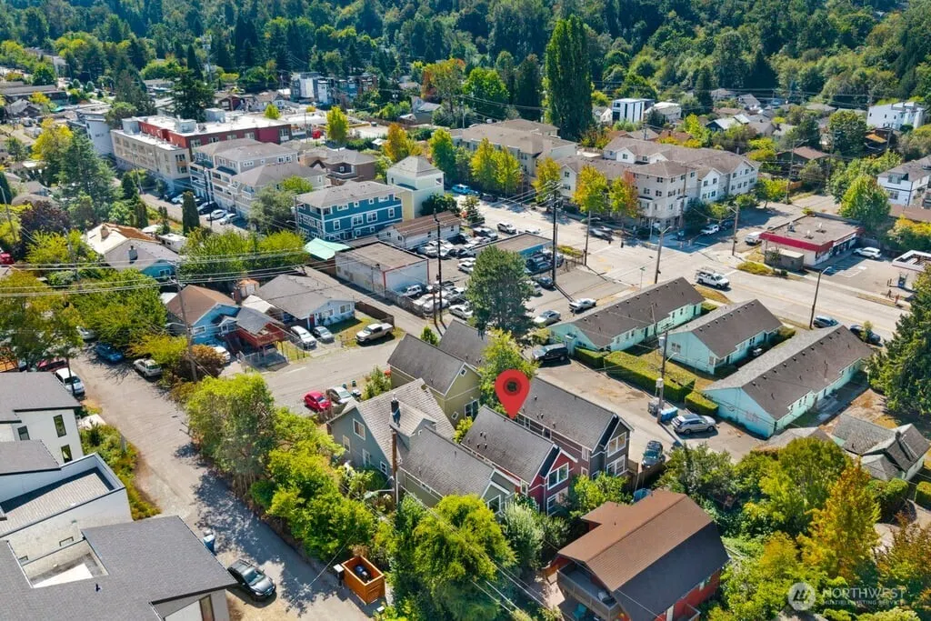 5257 23rd Avenue SW, Seattle, WA 98106