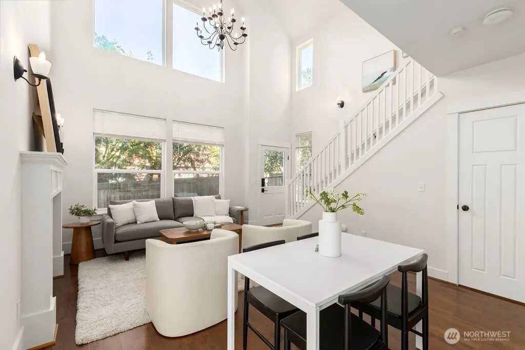 5257 23rd Avenue SW, Seattle, WA 98106
