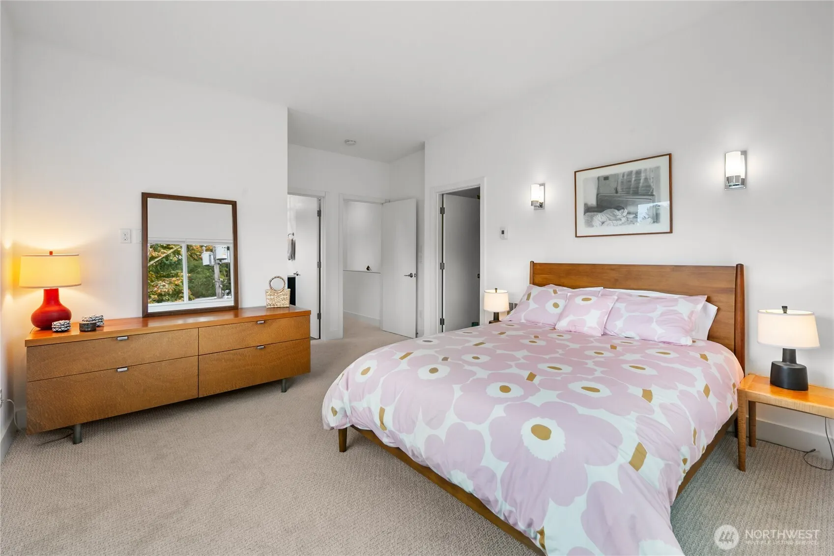 4400 Brygger Drive W #C, Seattle, WA 98199