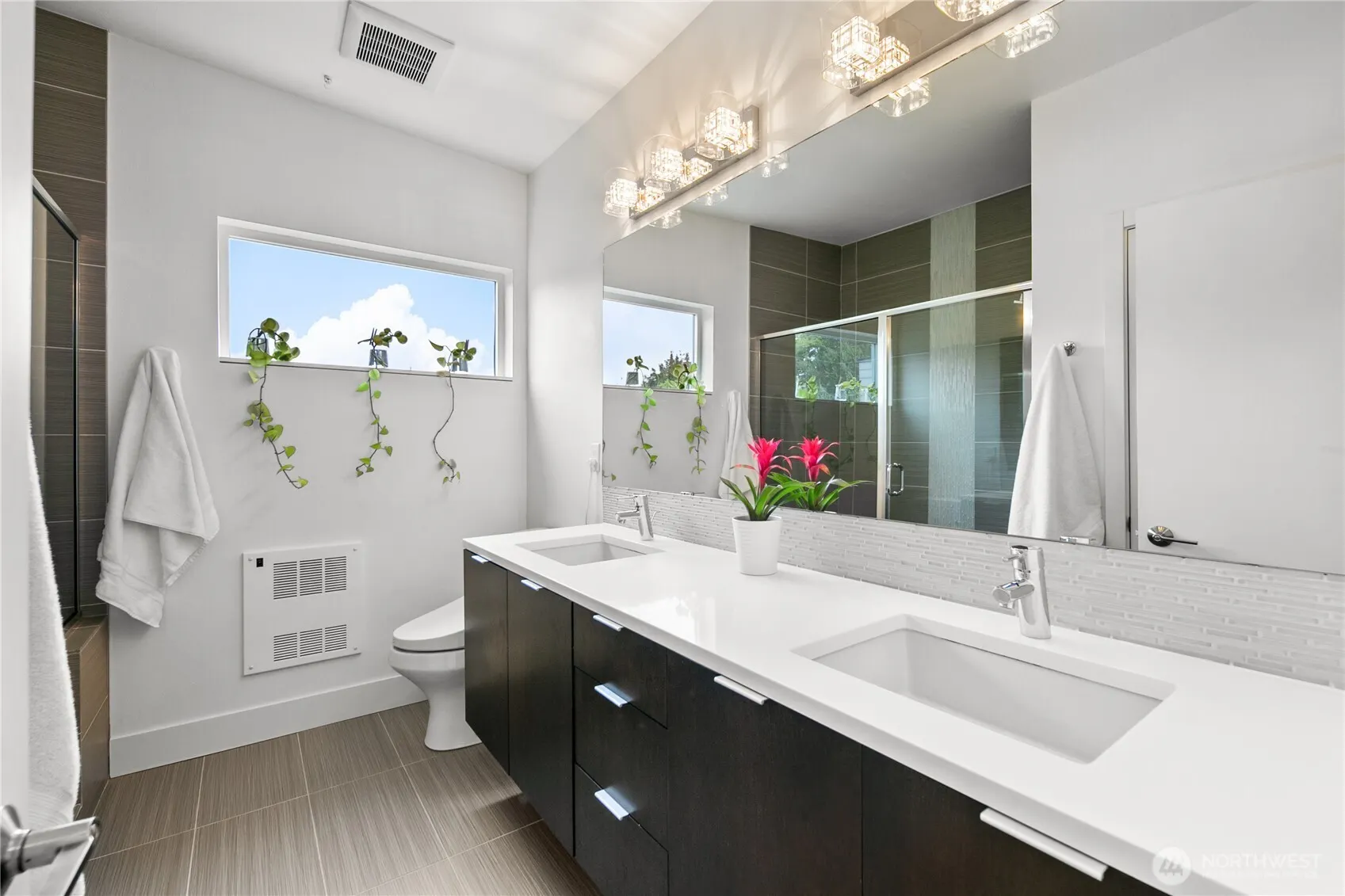 4400 Brygger Drive W #C, Seattle, WA 98199