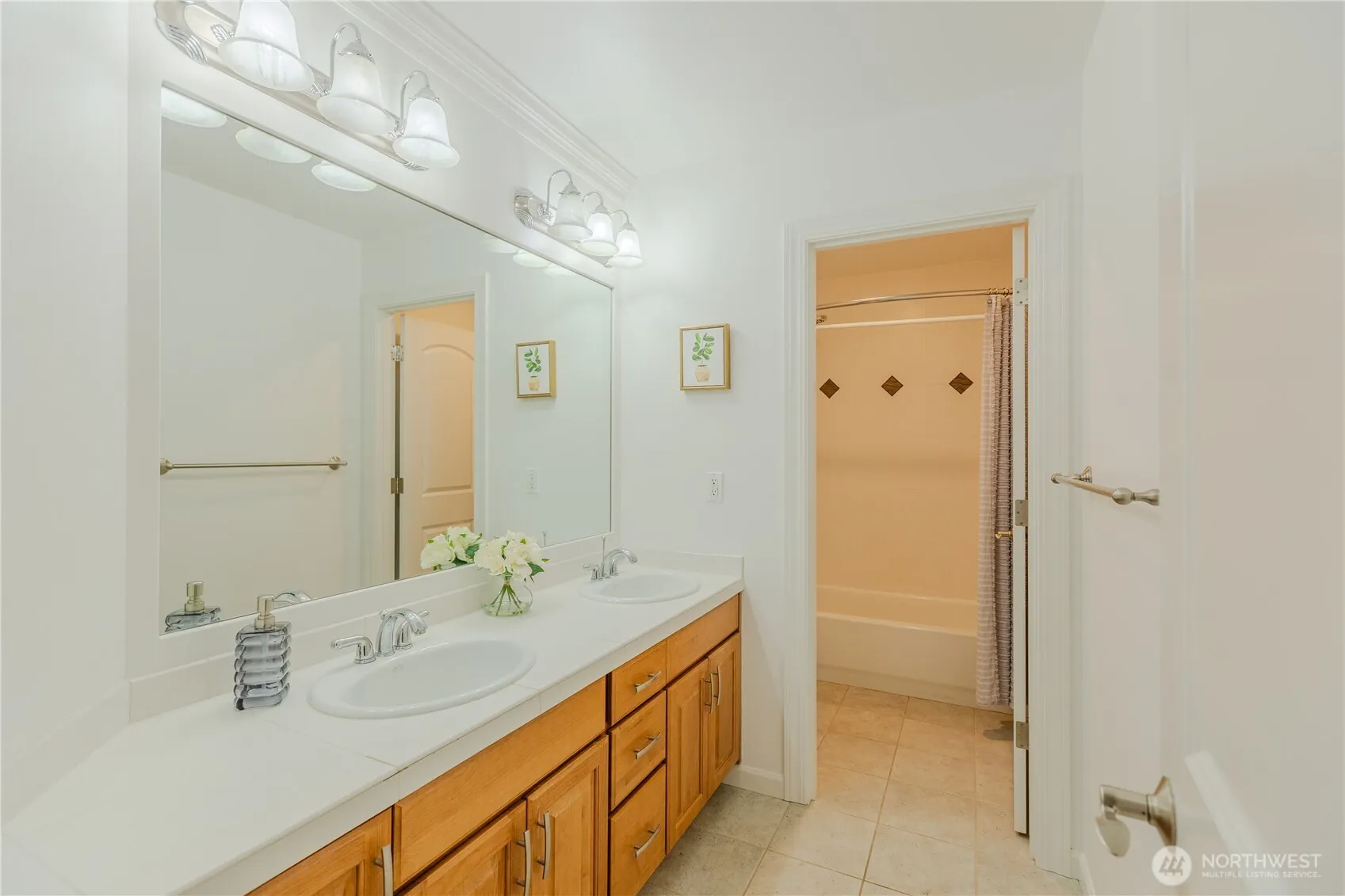 11250 SE 60th Street , Bellevue, WA 98006