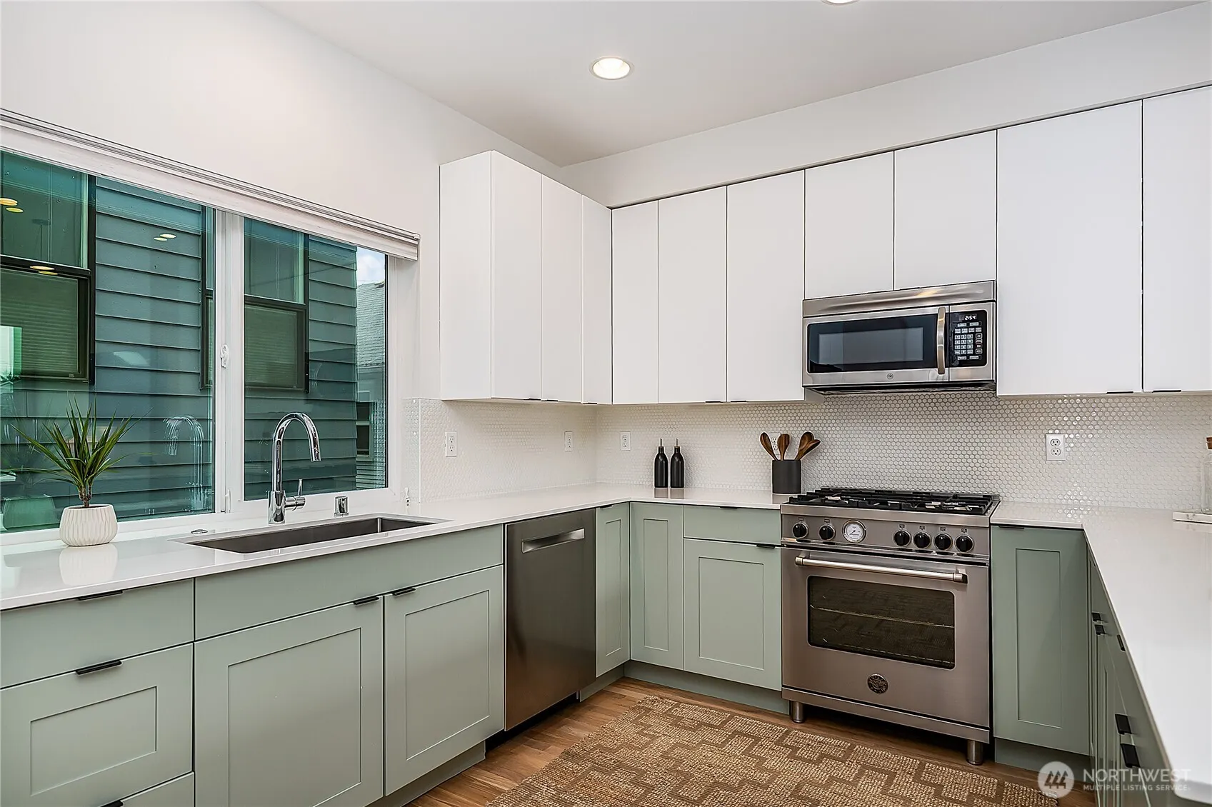 3054 NW 65th Street , Seattle, WA 98117