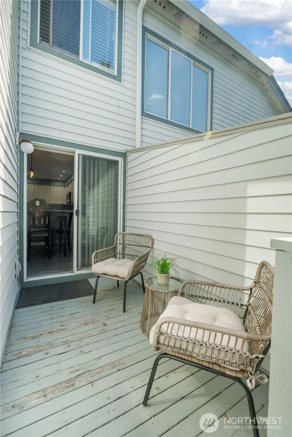 23501 112th Avenue SE #M102, Kent, WA 98031