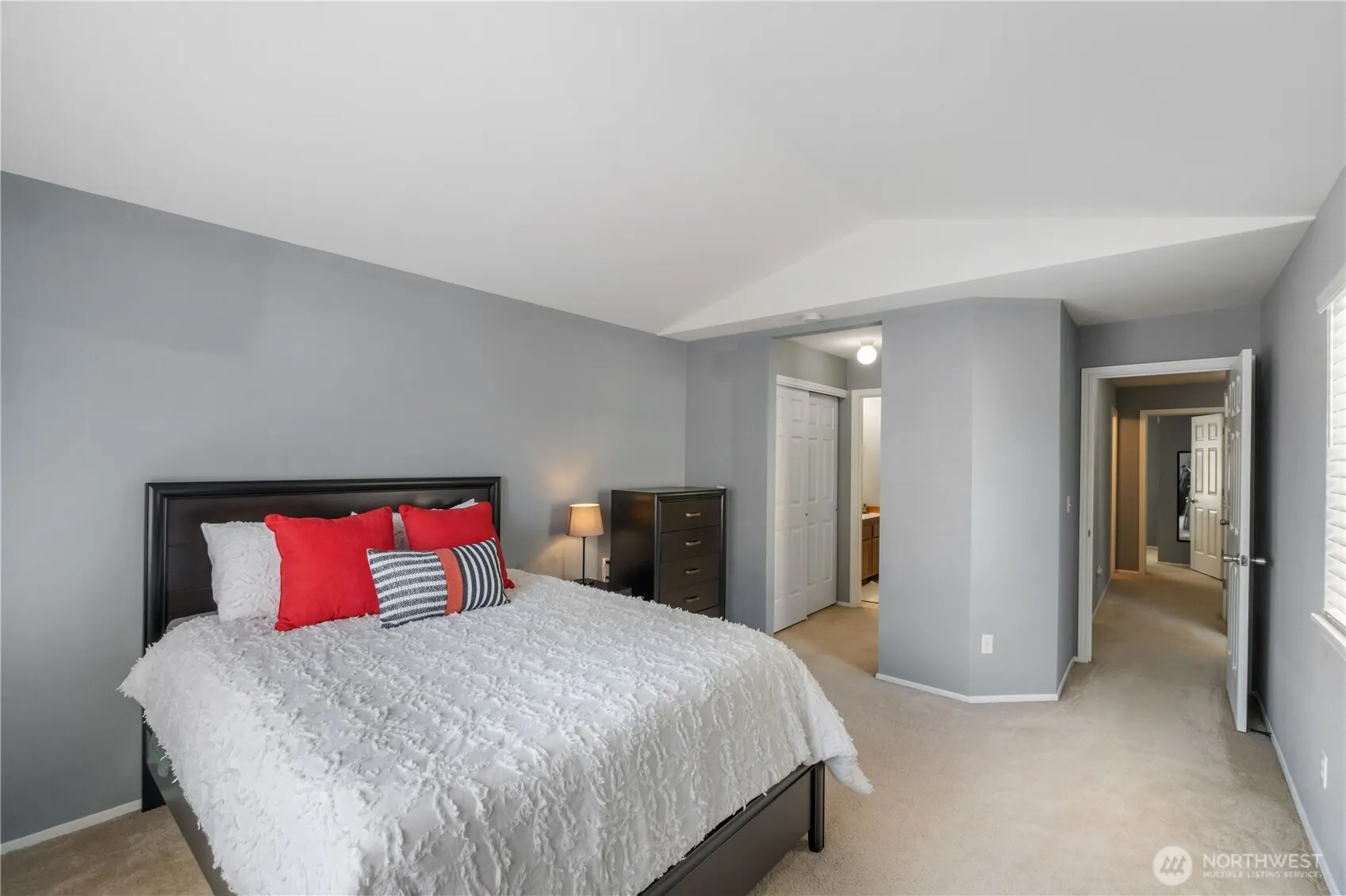 23501 112th Avenue SE #M102, Kent, WA 98031