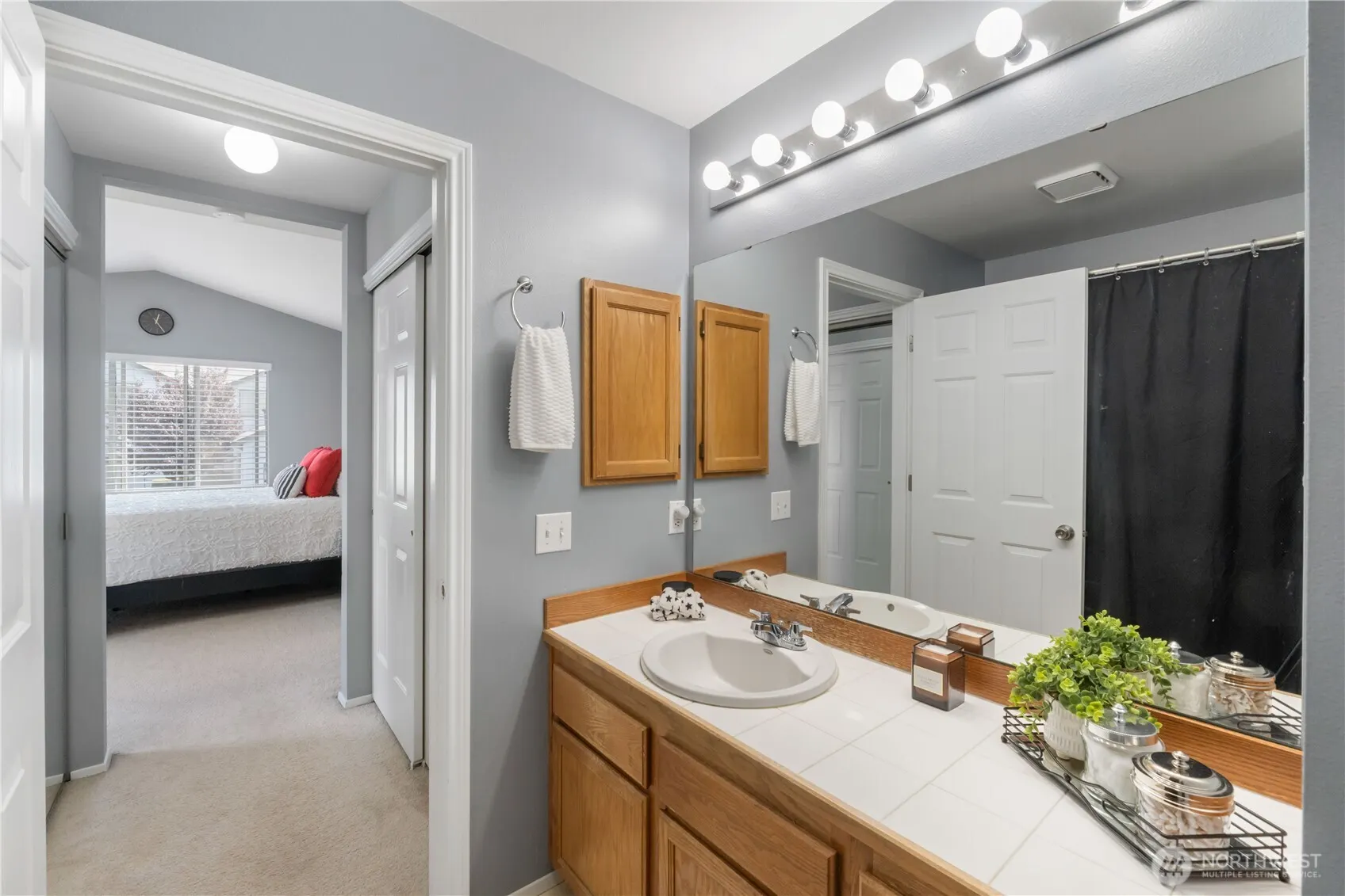 23501 112th Avenue SE #M102, Kent, WA 98031