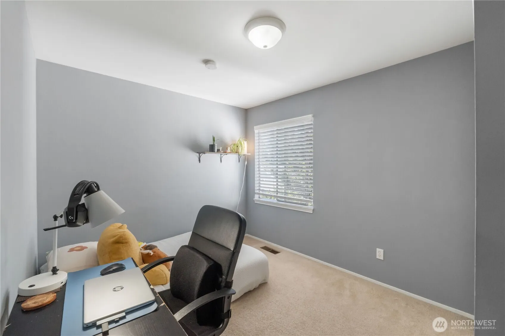 23501 112th Avenue SE #M102, Kent, WA 98031