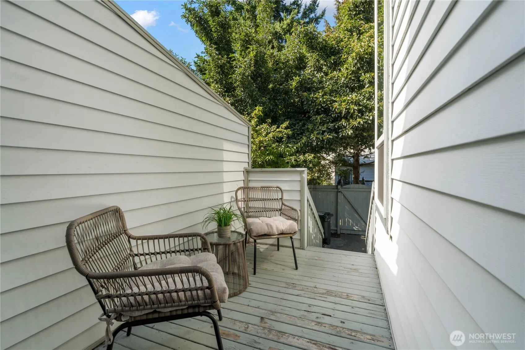 23501 112th Avenue SE #M102, Kent, WA 98031