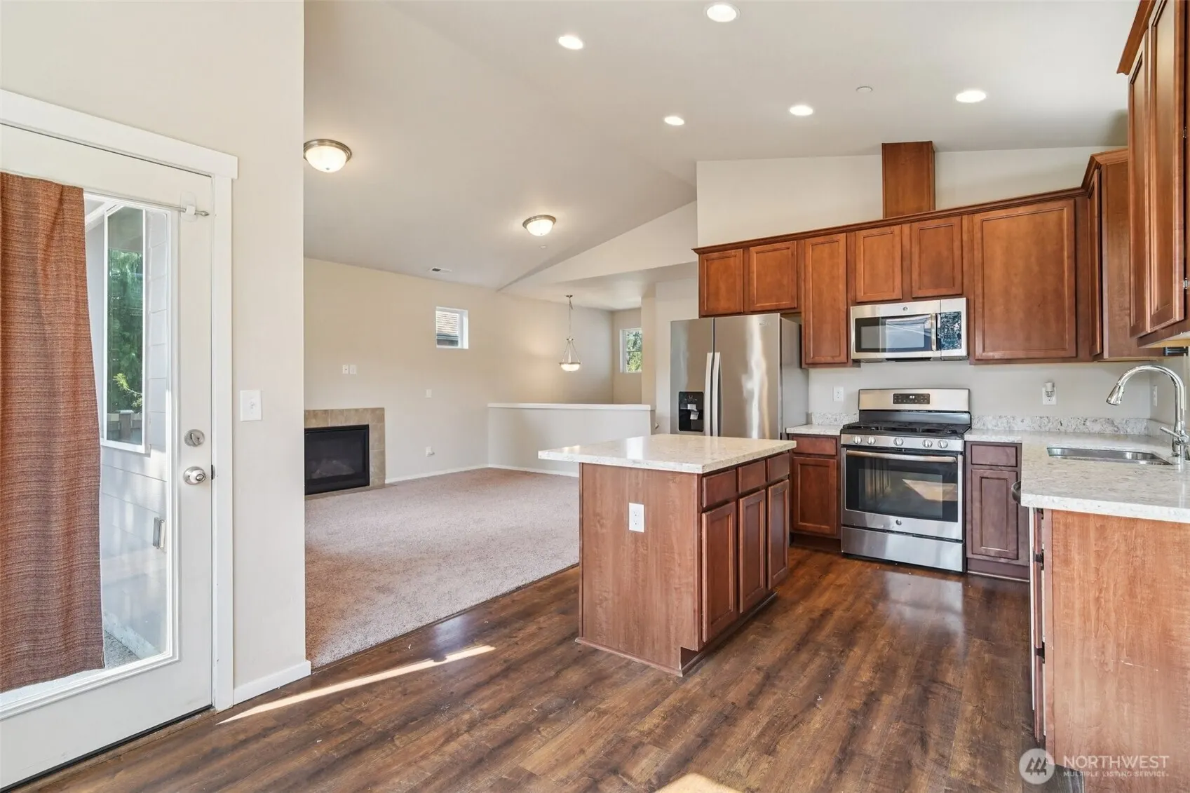 1916 148th Place SW #16, Lynnwood, WA 98087-6379