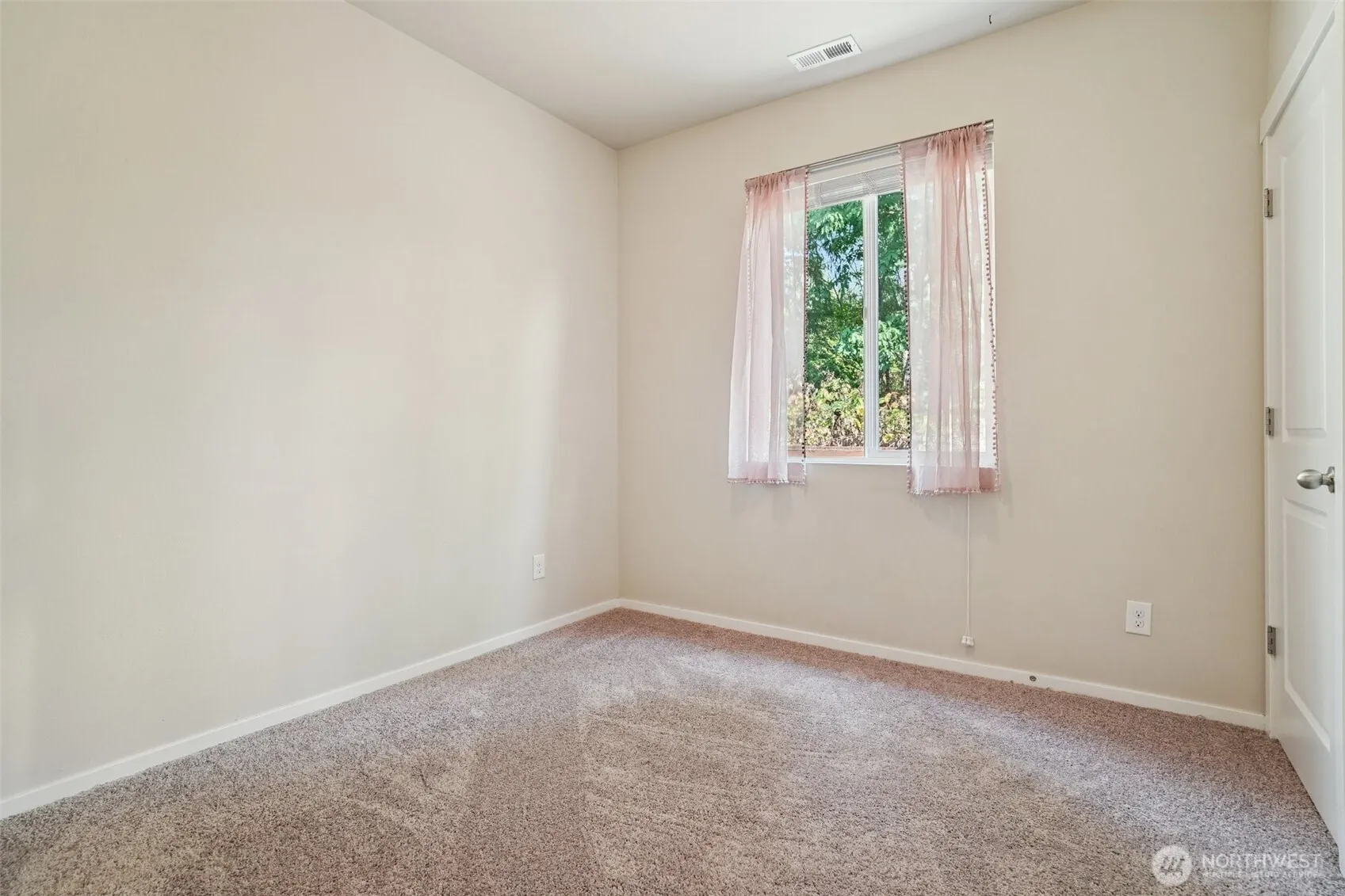 1916 148th Place SW #16, Lynnwood, WA 98087-6379