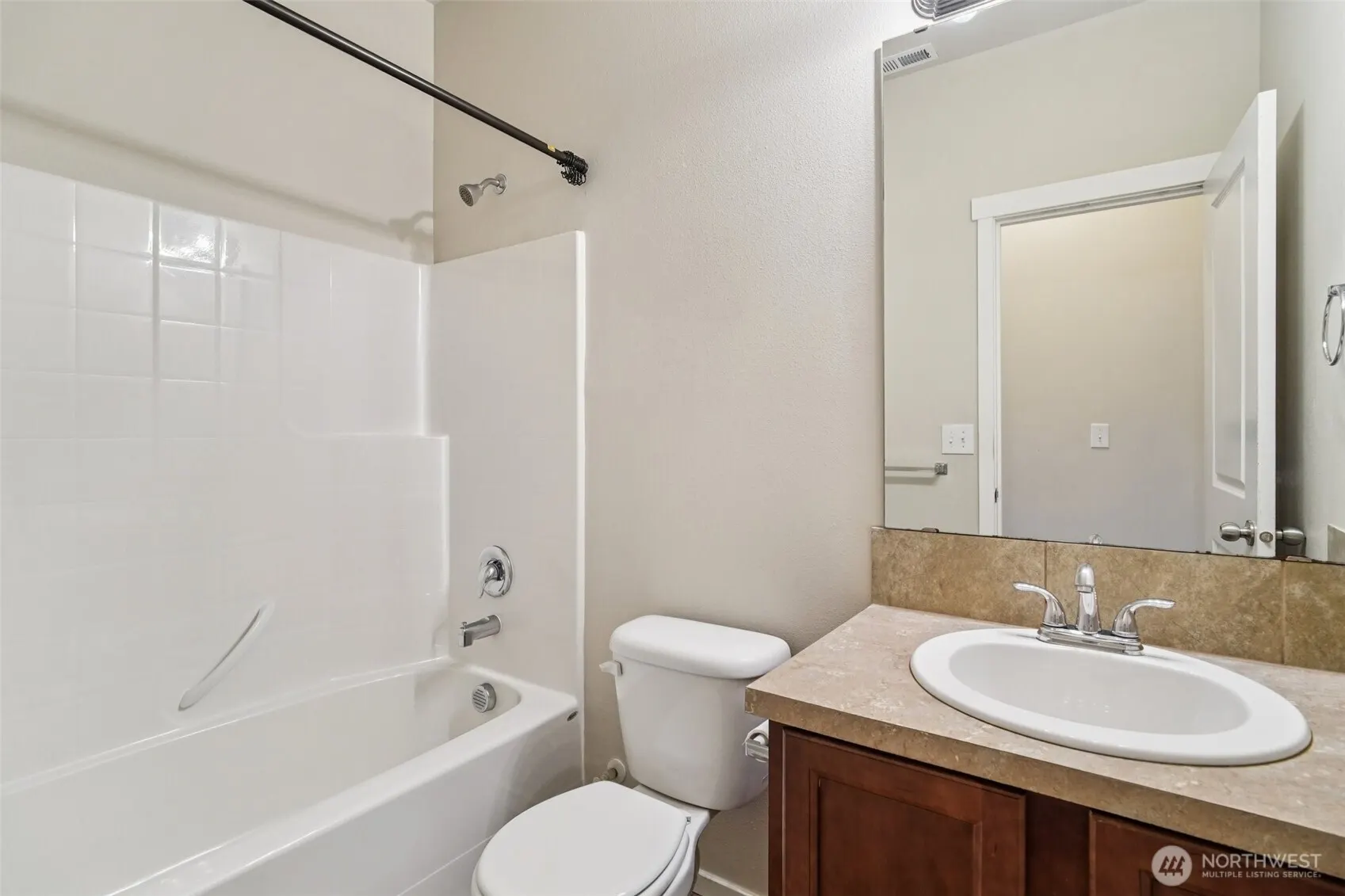 1916 148th Place SW #16, Lynnwood, WA 98087-6379