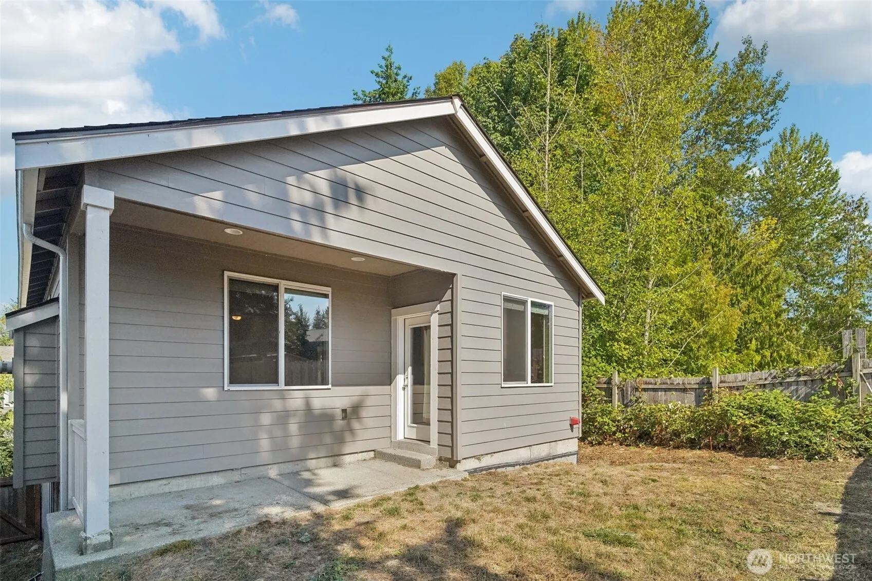 1916 148th Place SW #16, Lynnwood, WA 98087-6379