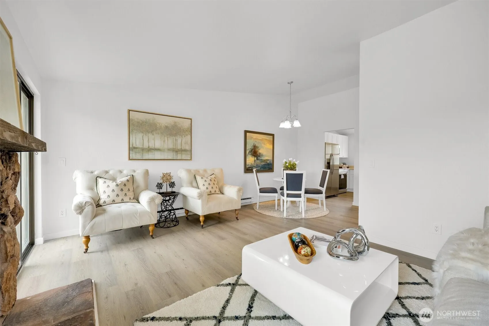 1313 W James Street #9, Kent, WA 98032
