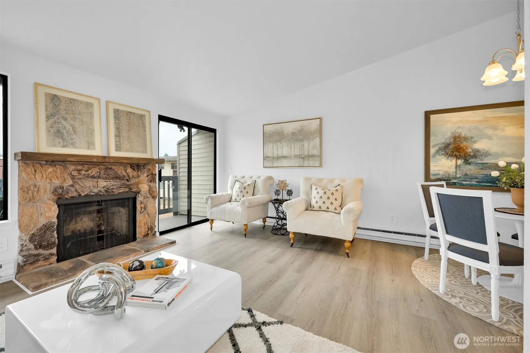 1313 W James Street #9, Kent, WA 98032