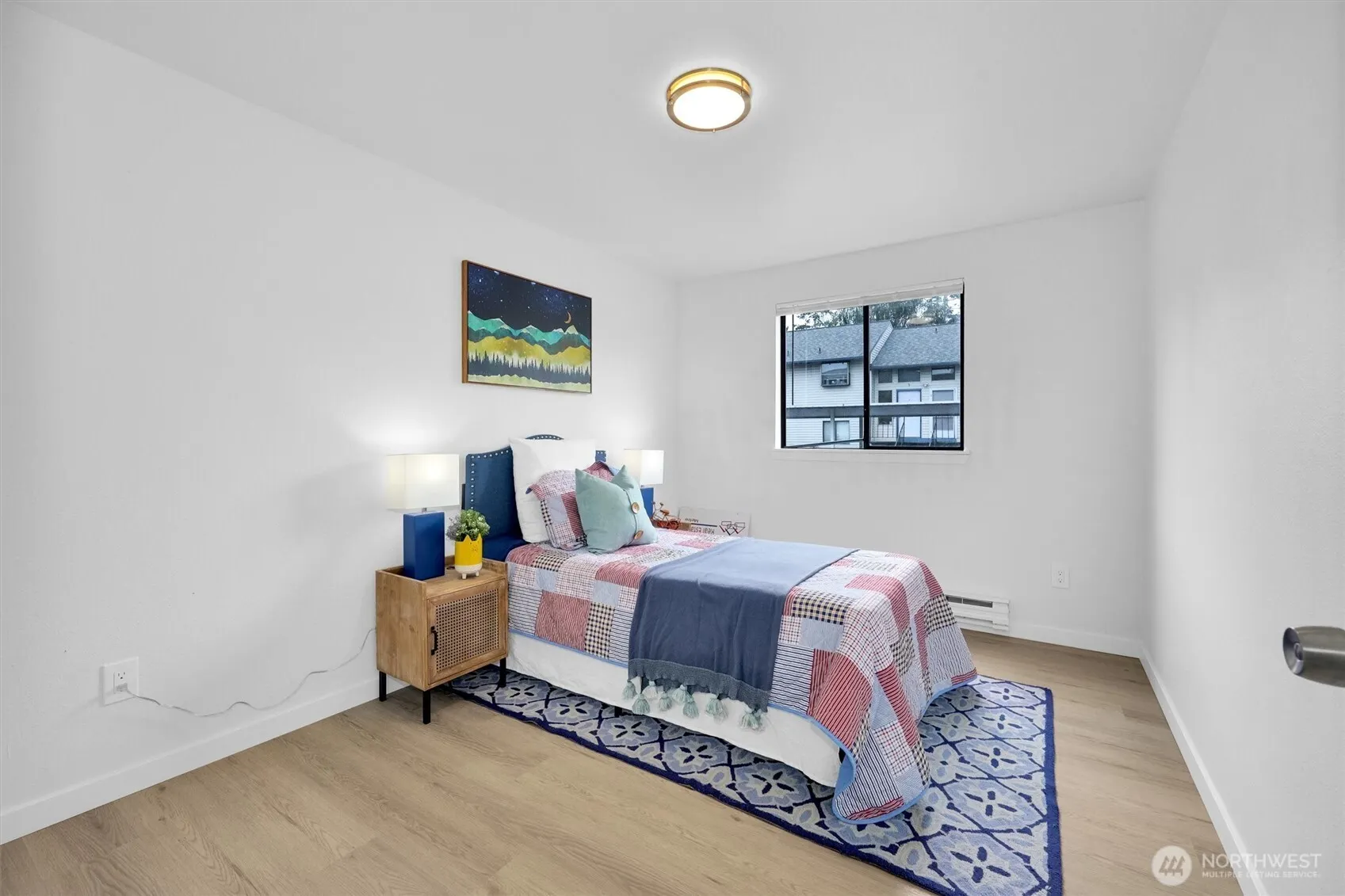 1313 W James Street #9, Kent, WA 98032
