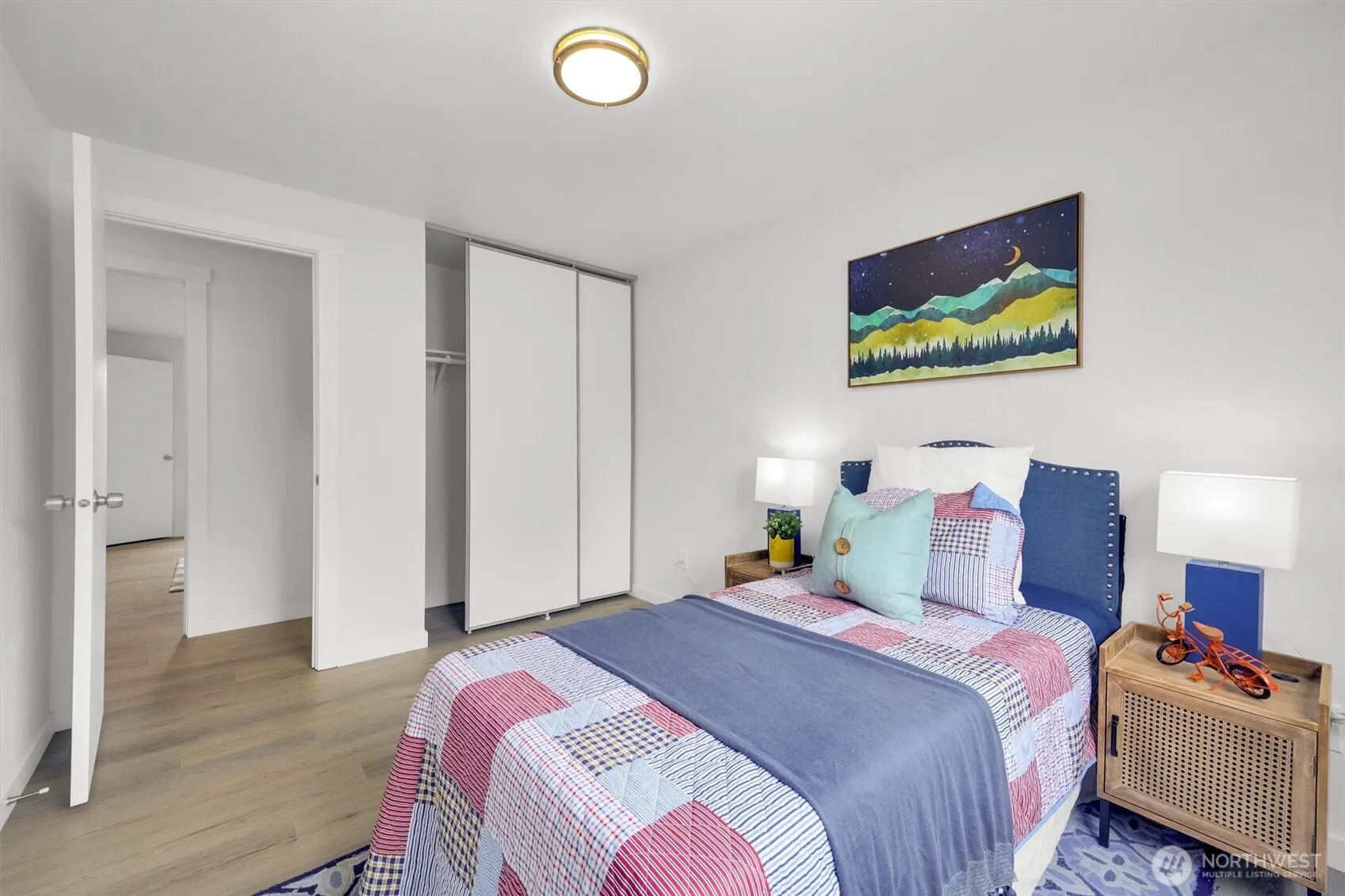 1313 W James Street #9, Kent, WA 98032