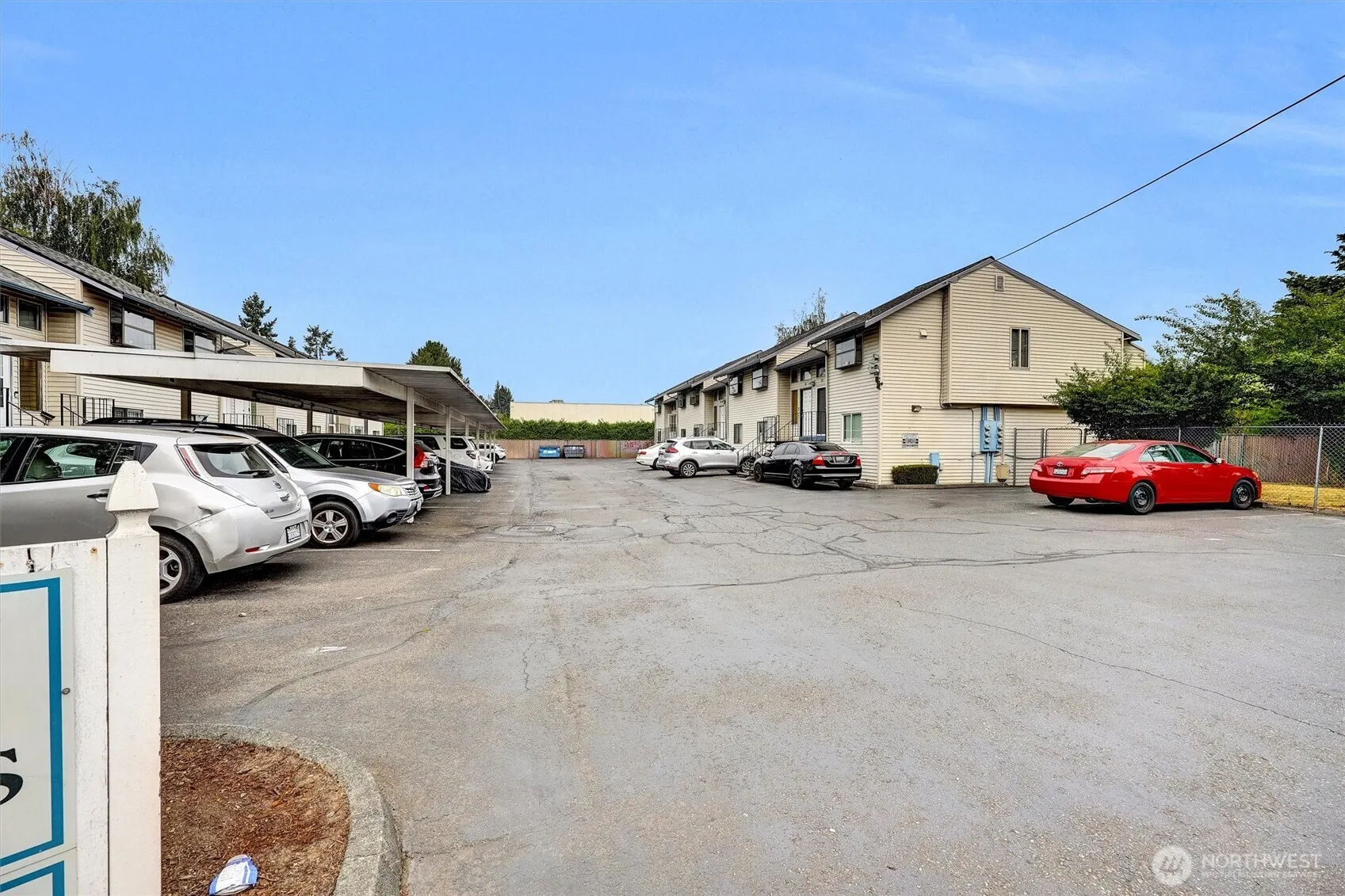 1313 W James Street #9, Kent, WA 98032