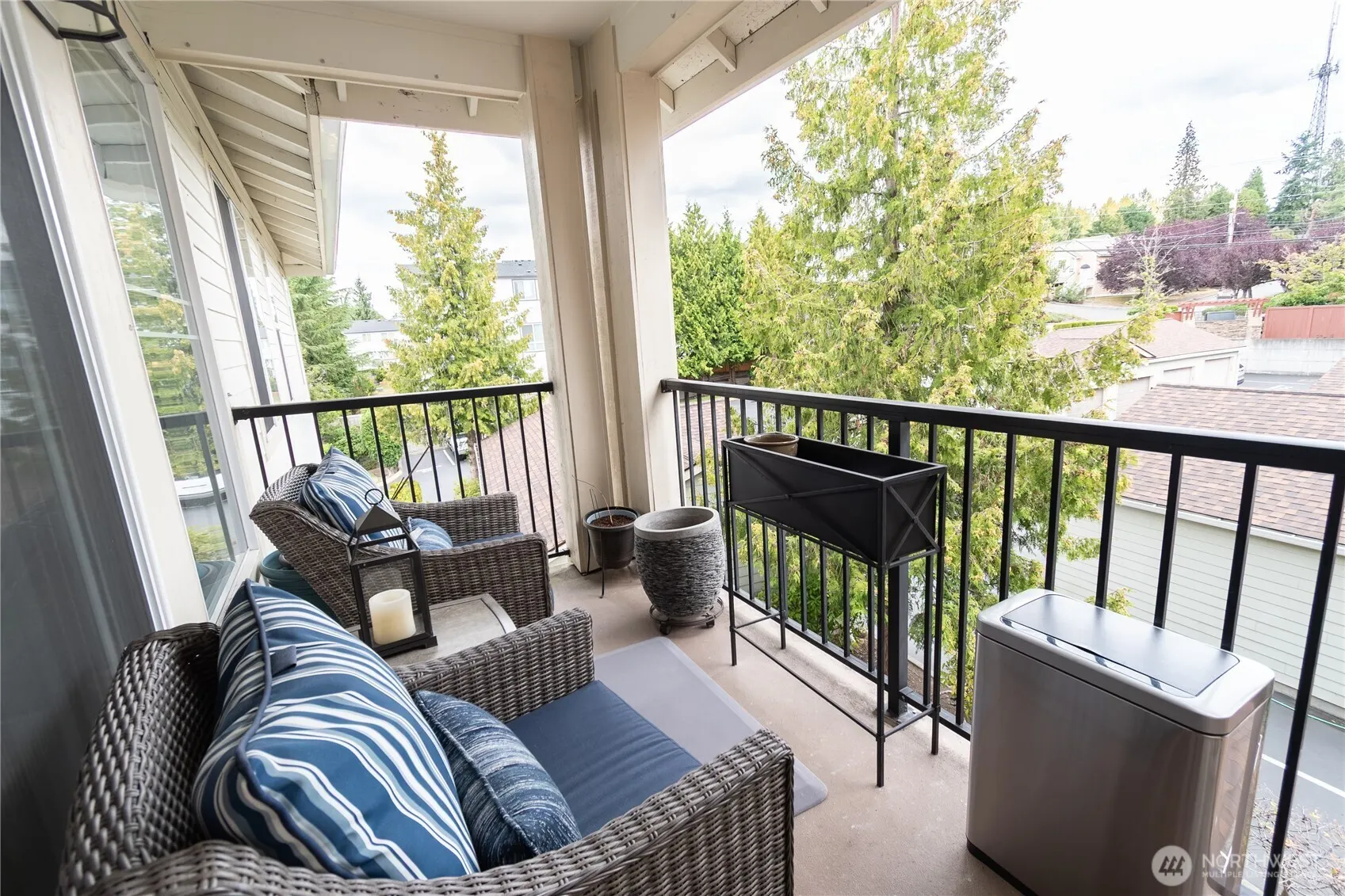 15026 40th Avenue W #2-401, Lynnwood, WA 98087