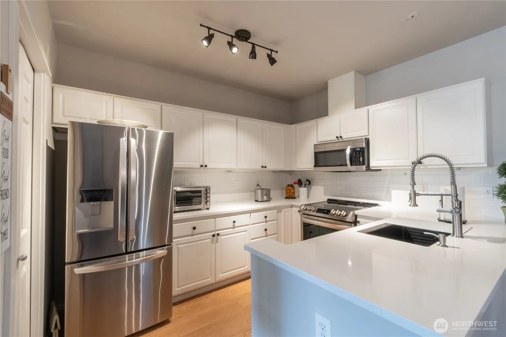 15026 40th Avenue W #2-401, Lynnwood, WA 98087